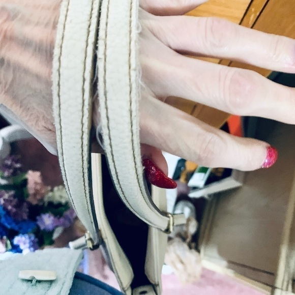 And Klein white bag - Picture 5 of 9